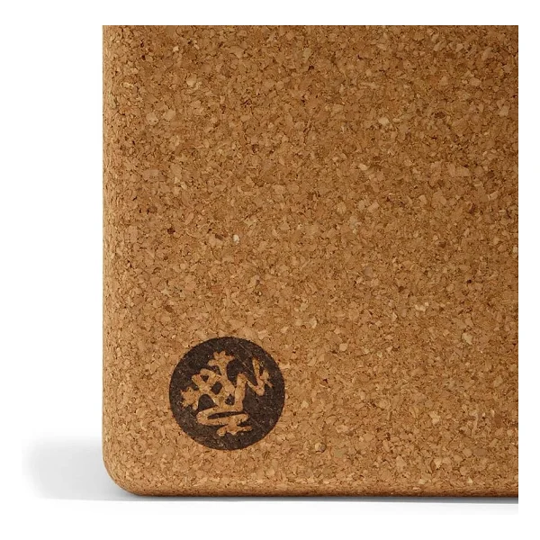 Manduka Mantar Yoga Bloğu - Esnek Sürdürülebilir Malzeme, Taşınabilir, Rahat, Kavraması Kolay Fitness, Yoga Egzersizi ve Pilates 9 x 6 x 4 - Görsel 4