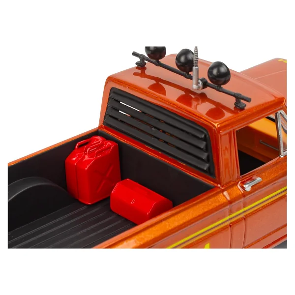Revell 1:24 '79 Jeep J10 Pickup with Camper Top 14568 Maket Seti - Görsel 8