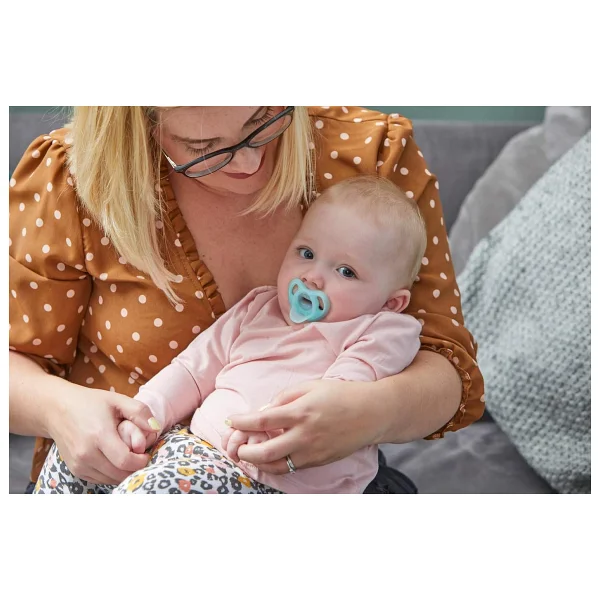 Tommee Tippee Ultra Light 2'li 0-6 Ay Silikon Emzik - Görsel 9