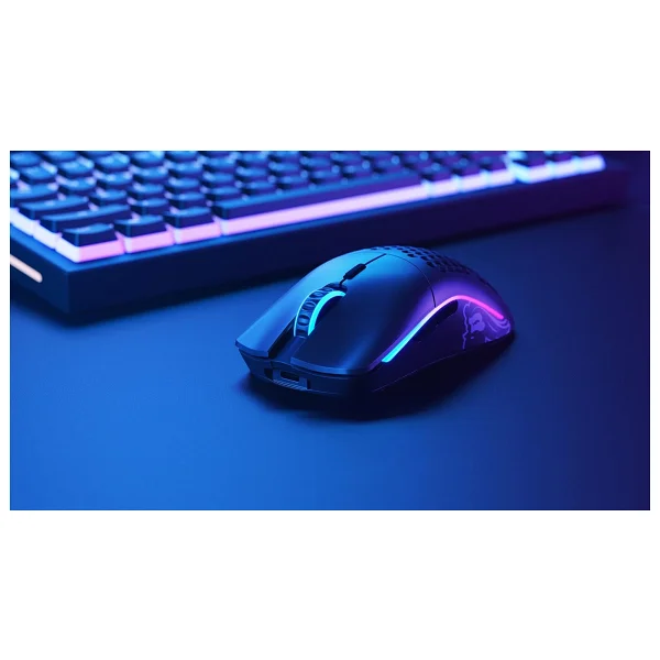 Glorious Model O Rgb Minus Kablosuz Bamf Sensörlü 19000 Dpi 65 Gram Gaming Mouse Mat Siyah - Görsel 6