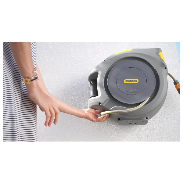 Hozelock 2401-3460H Duvara Monte 20 m Hortumlu Otomatik Geri Sarmalı Hortum Toplama Makara Seti + 2669 Tabanca Hediyeli - Görsel 2