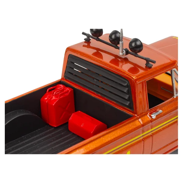 Revell 1:24 '79 Jeep J10 Pickup with Camper Top 14568 Maket Seti - Görsel 7
