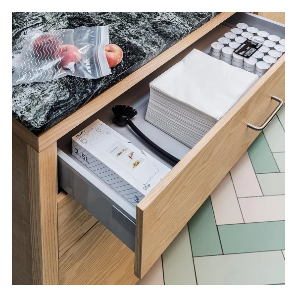 Ikea 500.357.52 FANTASTISK kağıt peçete beyaz (40 cm x 40 cm) üç katlı 100 adet - Görsel 7