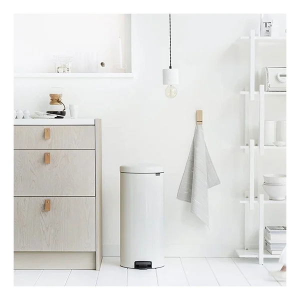 Brabantia Newicon Beyaz 30 Lt Pedallı Çöp Kovası - Görsel 3