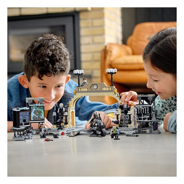 Lego 76183 Dc Batman Batcave: Riddler Karşılaşması - Görsel 5