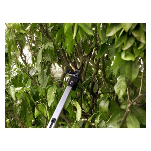 Fiskars 115012 Upx86 Yüksek Dal Budama Makası - Görsel 4