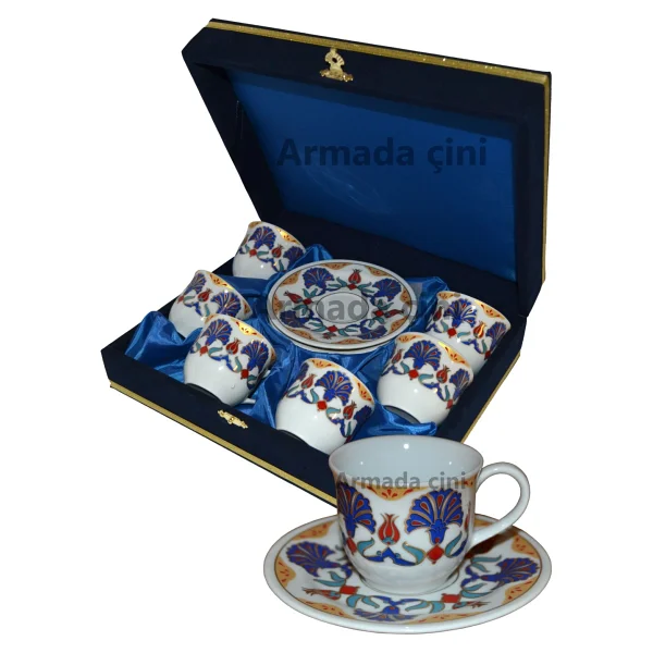 Armada Cini Ar 650 Karanfilli Altın Yaldızlı Porselen Fincan - Görsel 3