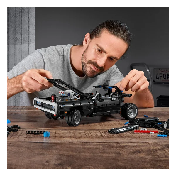 Lego 42111 Technic Dom'un Dodge Charger'ı - Görsel 6