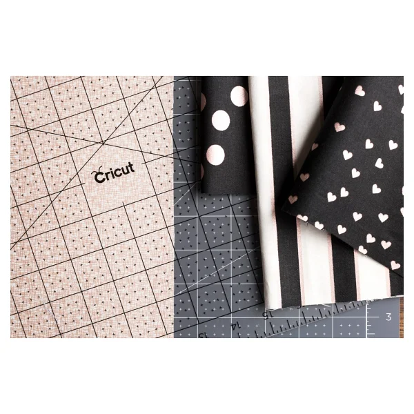 Cricut 2004716 30x30 Kendiliğinden İyileşen Kesme Matı - Görsel 4