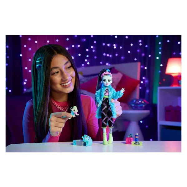 Monster High Creepover Party Hpd55 - Görsel 3