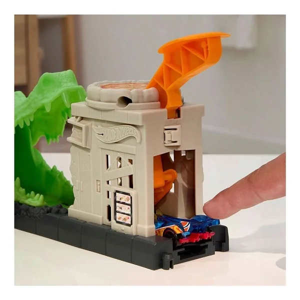Hot Wheels Düşman Yaratıklar Oyun Seti Gator Loop Attack Hkx39 - Görsel 3