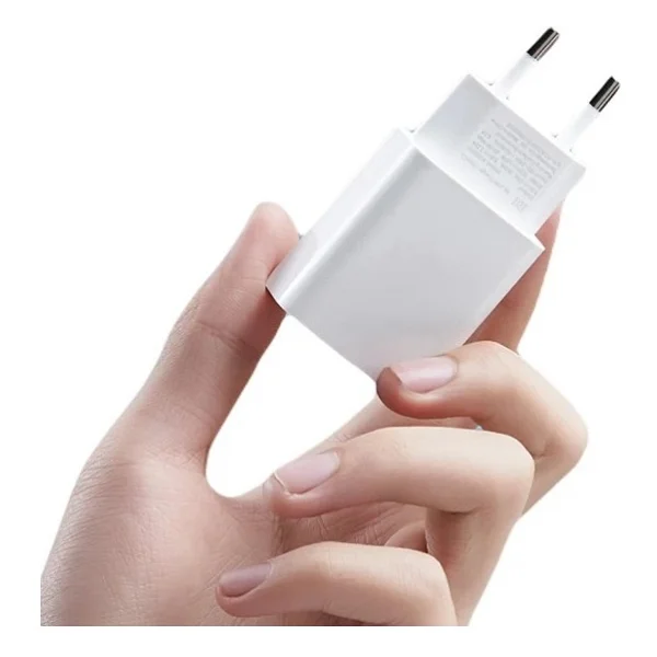 Xiaomi Mi 20 W Hızlı Şarj Adaptörü - Görsel 5