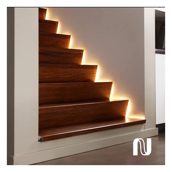 Philips Hue Lightstrip Plus 2 M RGB Şerit LED - Görsel 2