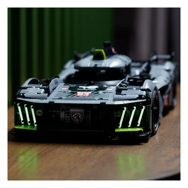 Lego 42156 Technic Peugeot 9x8 24h Le Mans Hybrid Hypercar - Görsel 5