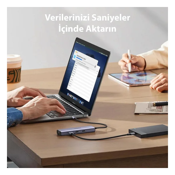 Ugreen 15598 100 W Laptop Docking Station - Görsel 3