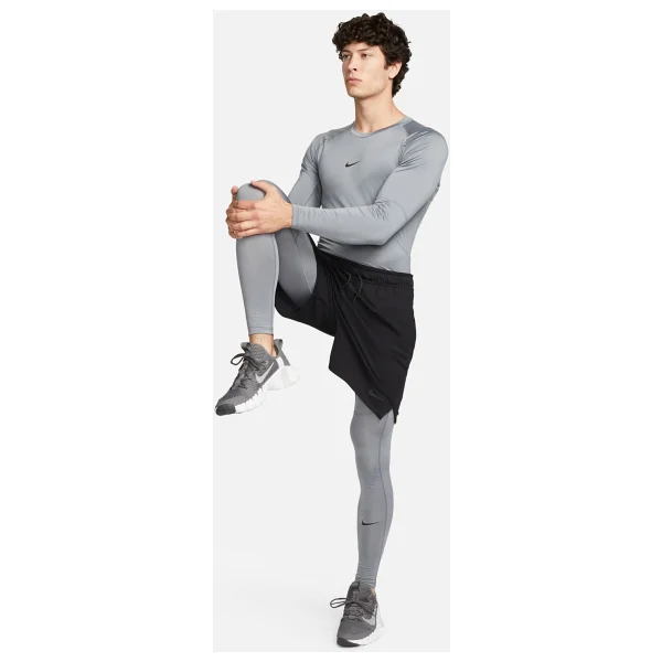 Nike Pro Dri-Fit FB7919 Uzun Kollu Bisiklet Yaka Erkek Spor Tişört