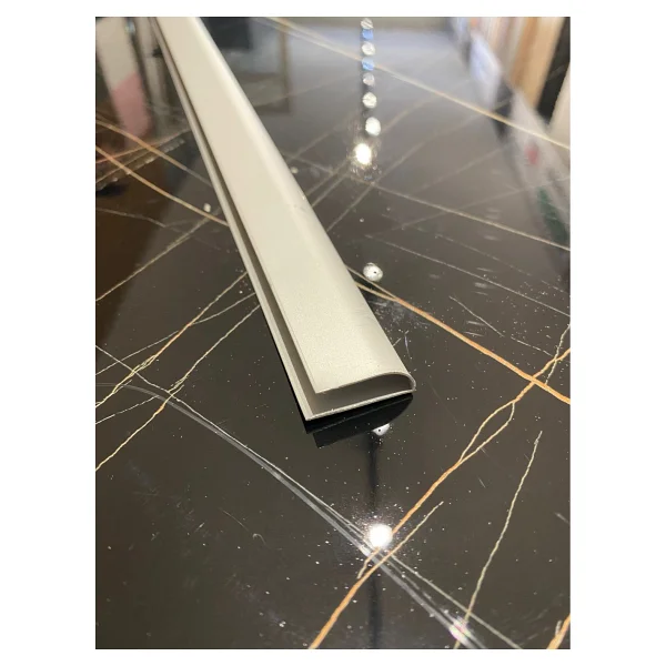 Pasha Dekor Alüminyum Oval U 8 Mm Parke Bitim Profil Çıtası 90 Cm - Görsel 3