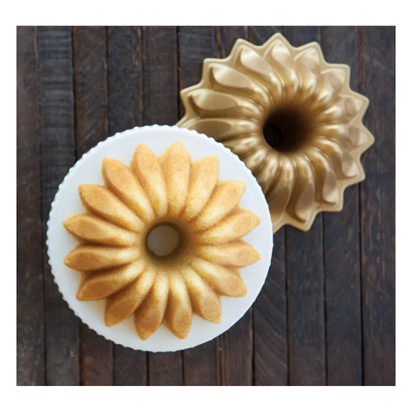 Nordic Ware Lotus Bundt Kek Kalıbı - Görsel 5