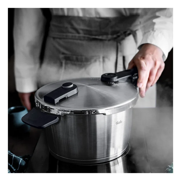 Fissler Vitaquick Premium Cam Kapaklı 6 Lt + 3.5 Lt Düdüklü Tencere Seti - Görsel 5