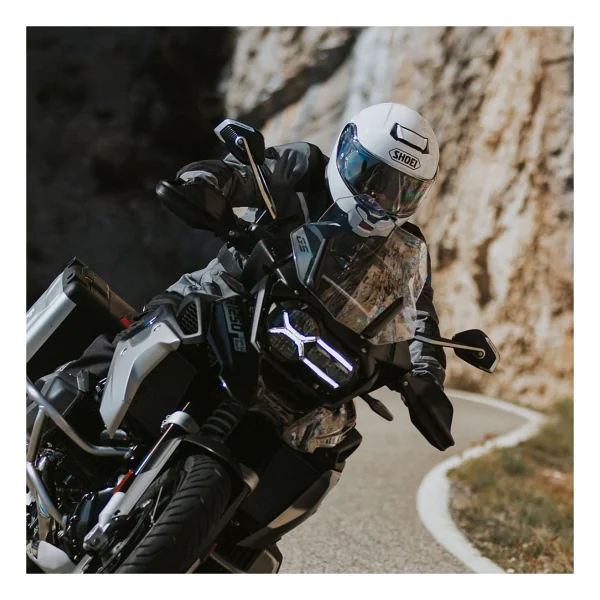 Shoei Neotec 3 Çene Açılır Motor Kaskı - Görsel 4