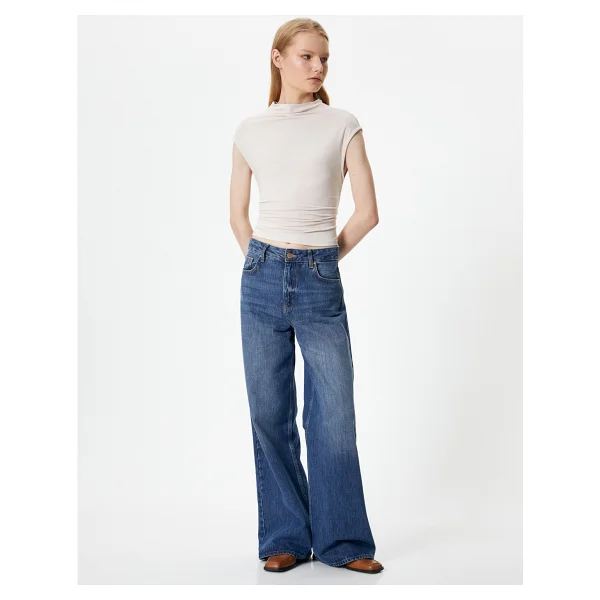 Koton Slim Fit Atlet Dik Yaka Kısa Kollu Drapeli - Ekru - Görsel 2