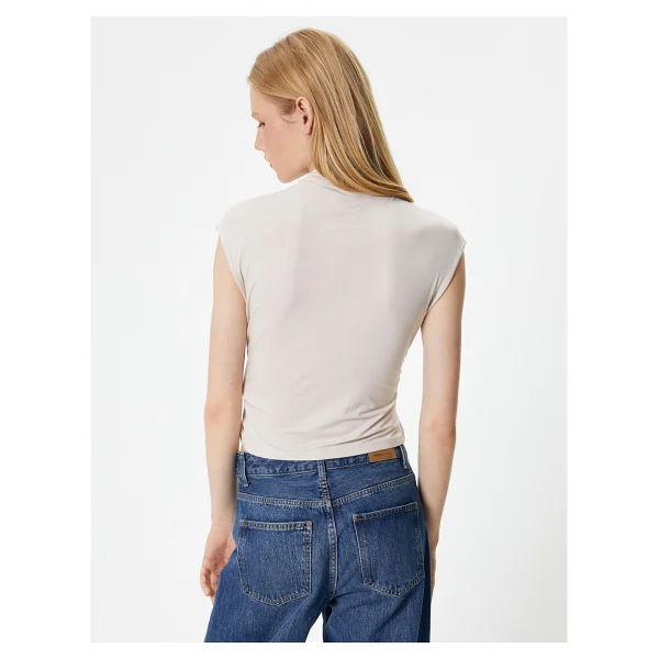 Koton Slim Fit Atlet Dik Yaka Kısa Kollu Drapeli - Ekru - Görsel 4