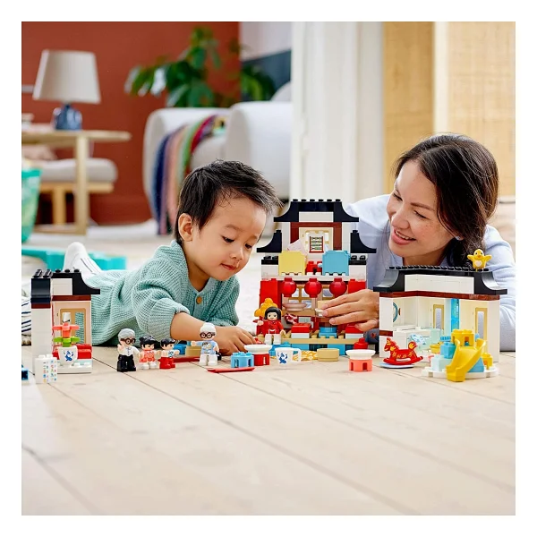 Lego 10943 Duplo Mutlu Çocukluk Anıları - Görsel 4