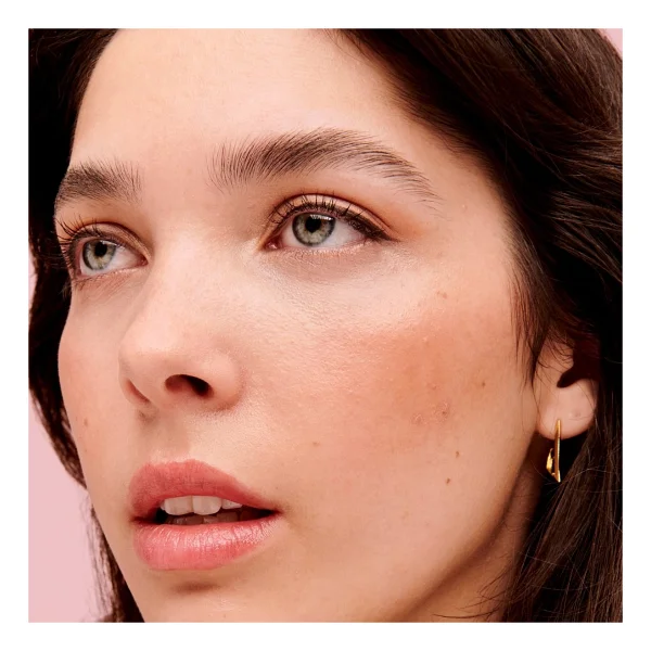 Benefıt Cosmetıcs Mini Fluff Up Brow Wax - Esnek Ve Yumuşak Kaş Sabitleyici 3ml - Görsel 4