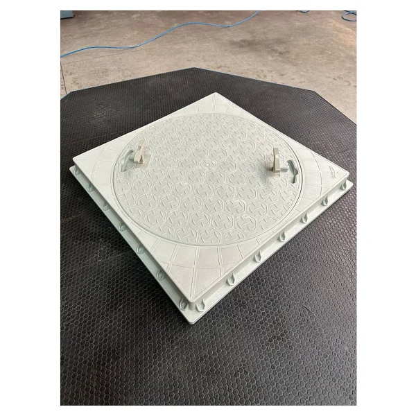Luxwares 650 Mm. Kare Plastik Rögar Kapağı - Görsel 6
