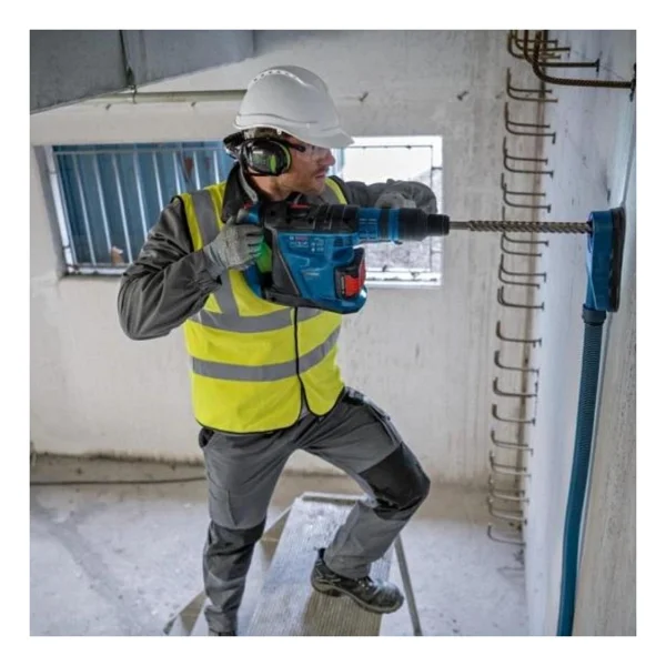 Bosch GBH 18V-40 C Çift Akülü 8 Ah Kırıcı-Delici - Görsel 2