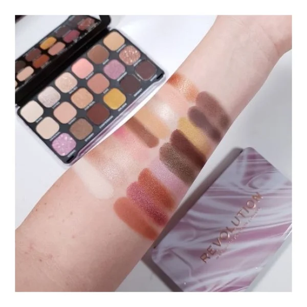 Revolution Forever Flawless Nude Silk Far Paleti - Görsel 3