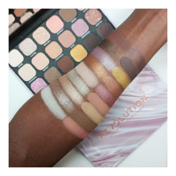 Revolution Forever Flawless Nude Silk Far Paleti - Görsel 4