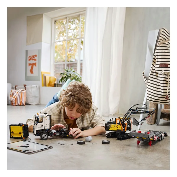 Lego 42175 Technic Volvo Fmx Kamyon Ve Ec230 Elektrikli Ekskavatör - Görsel 10