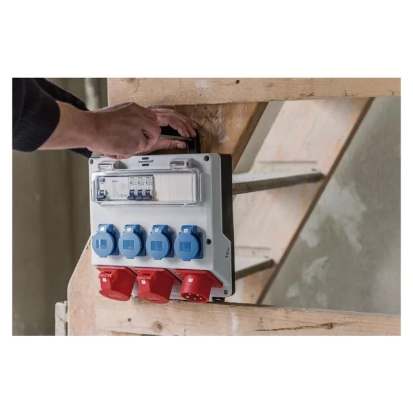 Brennenstuhl Ip44 Lisanslı Şantiye Kullanımına Uygun Duvar Tipi Sigorta Kutusu Şalterli Güç Dağıtıcısı 4/16a - 3x Ls 230v/16 A Beyaz - Görsel 3