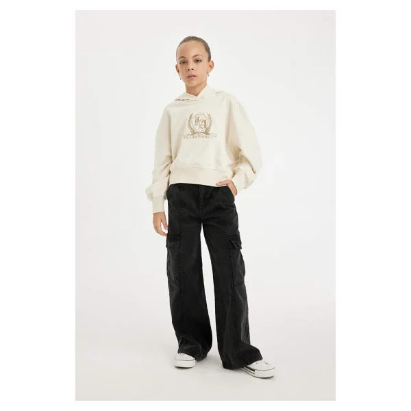 Defacto Kız Çocuk Oversize Geniş Kalıp Kapüşonlu İşlemeli Sweatshirt D2885a824wn - Görsel 2