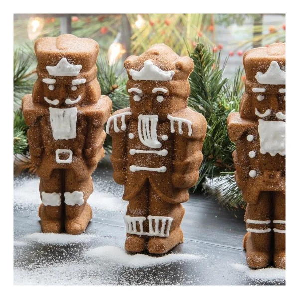 Nordic Ware Nutcracker 92977 Mini Kek Kalıbı - Görsel 4