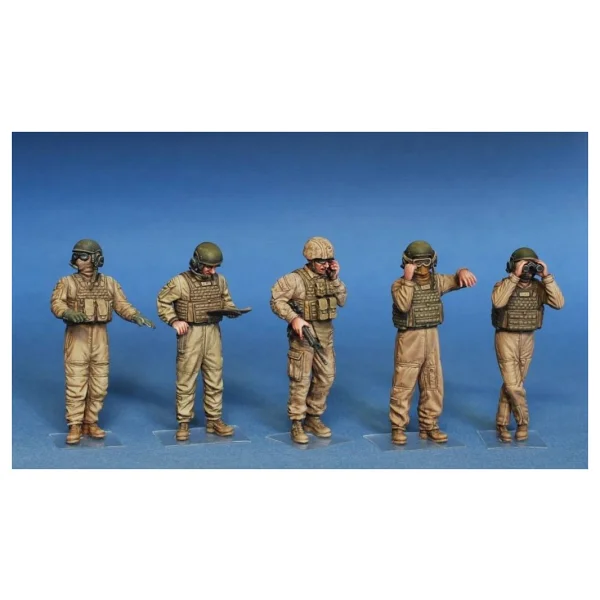 Miniart 37008 - Figürler Usmc Tank Crew - Görsel 2