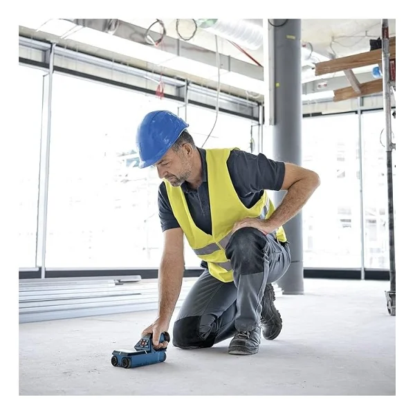 Bosch D-Tect 200 C 4 X Aa Pil Bez Çantalı Duvar Tarama Dedektörü - Görsel 4