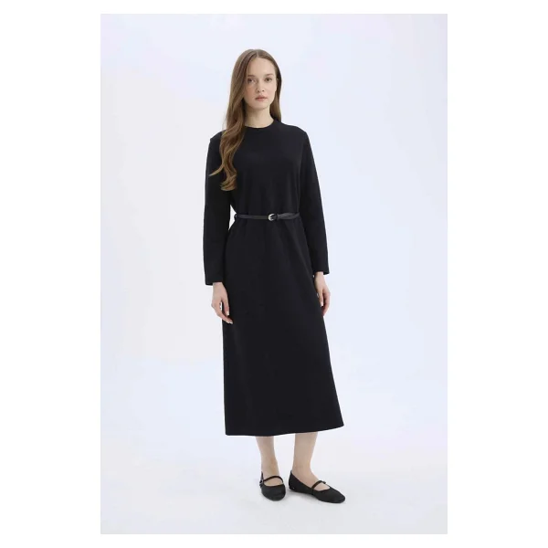 Defacto Regular Fit Bisiklet Yaka Uzun Kollu Kemerli Selanik Kumaş Maxi Tesettür Elbise E5790ax25sp - Siyah-Bk81 - Görsel 3