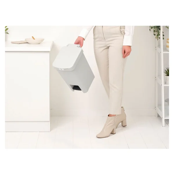 Brabantia Stepup Pedallı Plastik 16 Lt Çöp Kovası - Görsel 4