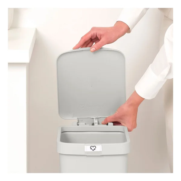 Brabantia Stepup Pedallı Plastik 16 Lt Çöp Kovası - Görsel 5