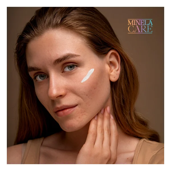 Minela Care Akneye Eğilimli Ciltler İçin Mineral Filtreli 70 Gr 50 Faktör Güneş Kremi - Görsel 5