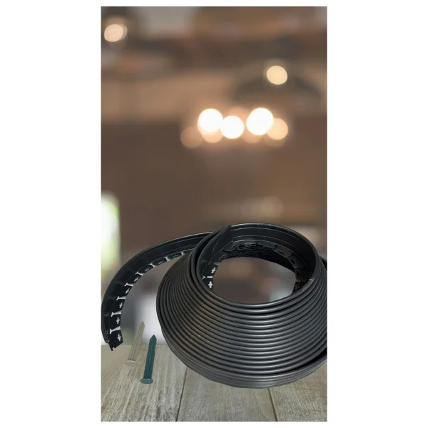 Solutex Üreticiden Siyah Çim Ayırıcı - Peyzaj Sınırlayıcı - Toprak Taş Ayıracı -25 Metre Çim Şekillendirici 40 Adet Sabitleme Kazığı İle Birlikte - Görsel 2