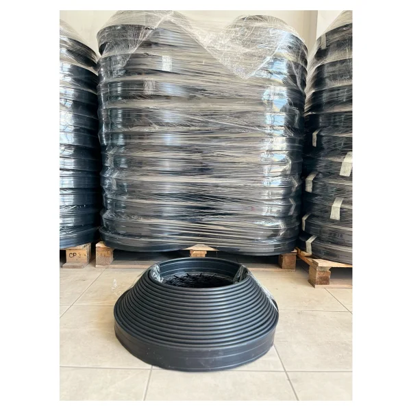 Solutex Üreticiden Siyah Çim Ayırıcı - Peyzaj Sınırlayıcı - Toprak Taş Ayıracı -25 Metre Çim Şekillendirici 40 Adet Sabitleme Kazığı İle Birlikte - Görsel 3