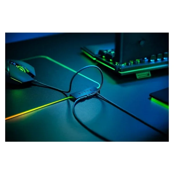 Razer Firefly V2 Mouse Pad - Görsel 4