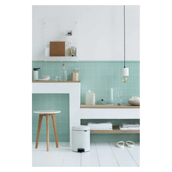 Brabantia Newicon Beyaz 5 Lt Pedallı Çöp Kovası - Görsel 2