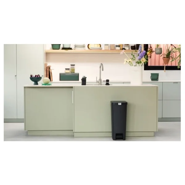 Brabantia Stepup Pedallı Plastik Koyu Gri 40 Lt Çöp Kovası - Görsel 5