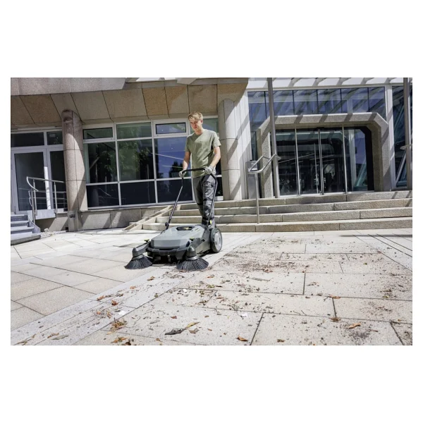 Karcher Km 70/20 C 2sb Zemin Temizleme Makinesi - Görsel 4
