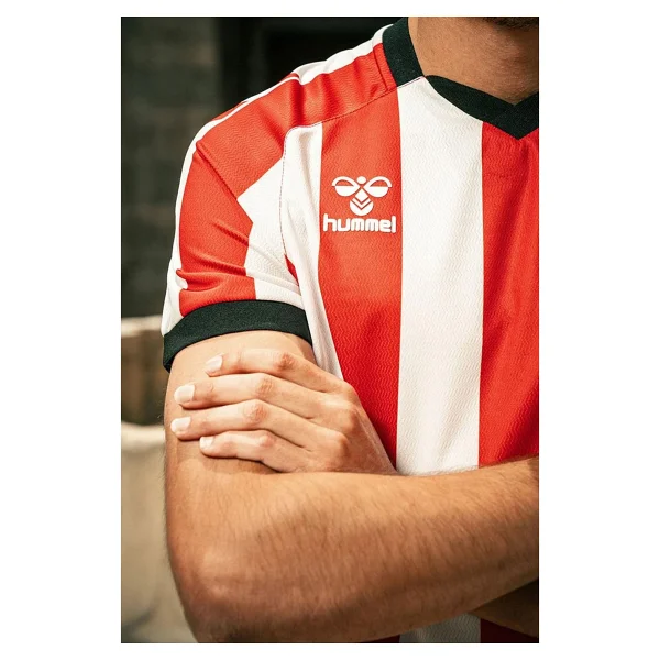 Hummel Sivasspor Efsane Çubuklu Forma 25/26 - Görsel 3