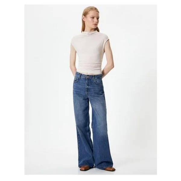 Koton Slim Fit Atlet Dik Yaka Kısa Kollu Drapeli - Ekru - Görsel 7